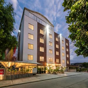 Hotel Ms Chipichape Plus